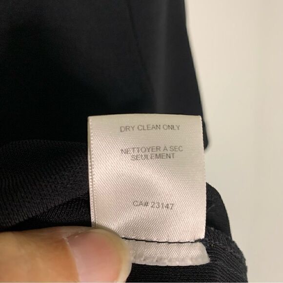 Talbots Women's Black Short Sleeve Tee Top Size Small - Picture 5 of 5